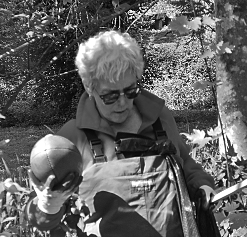 2018_Beth_Football 100dpi_5x5_bw_1465 copy